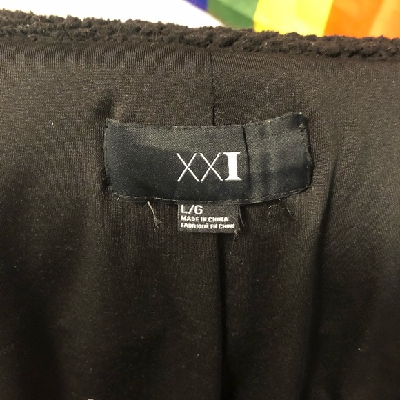 Bomber jacket - Picture 8 of 8